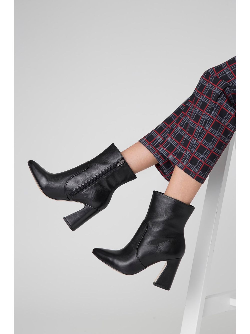 chunky boots lia