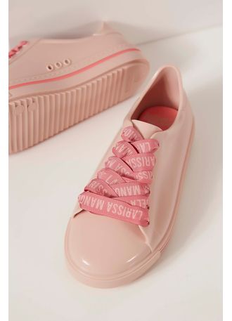 tênis de larissa manoela