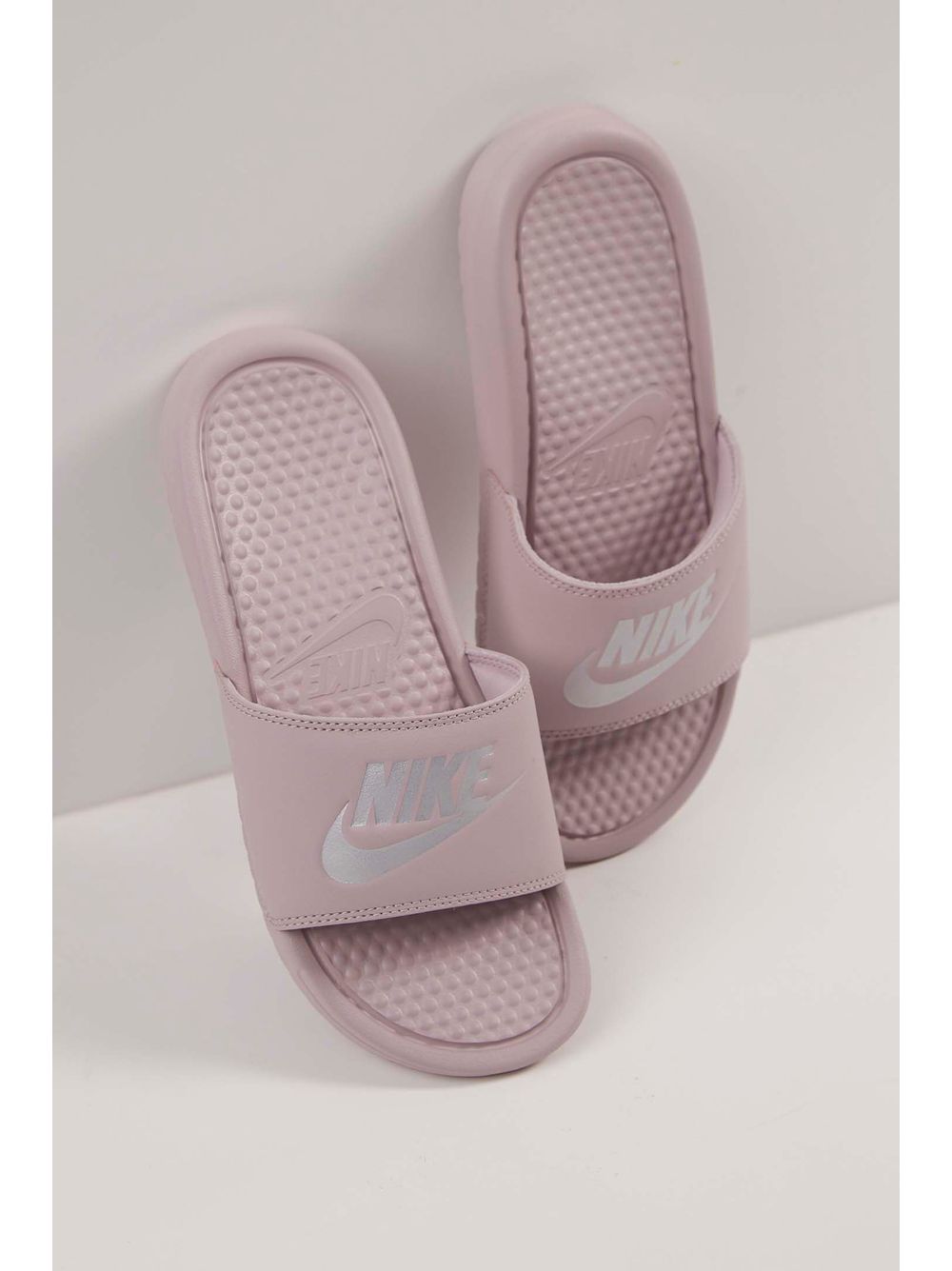 nike benassi rosa