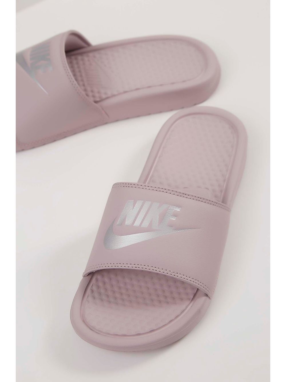 nike benassi rosa