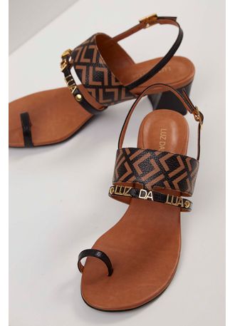 luz da lua sandálias