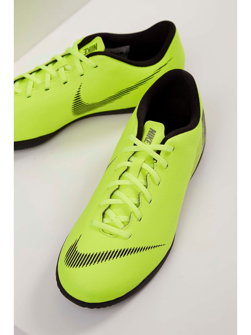 chuteira futsal nike verde