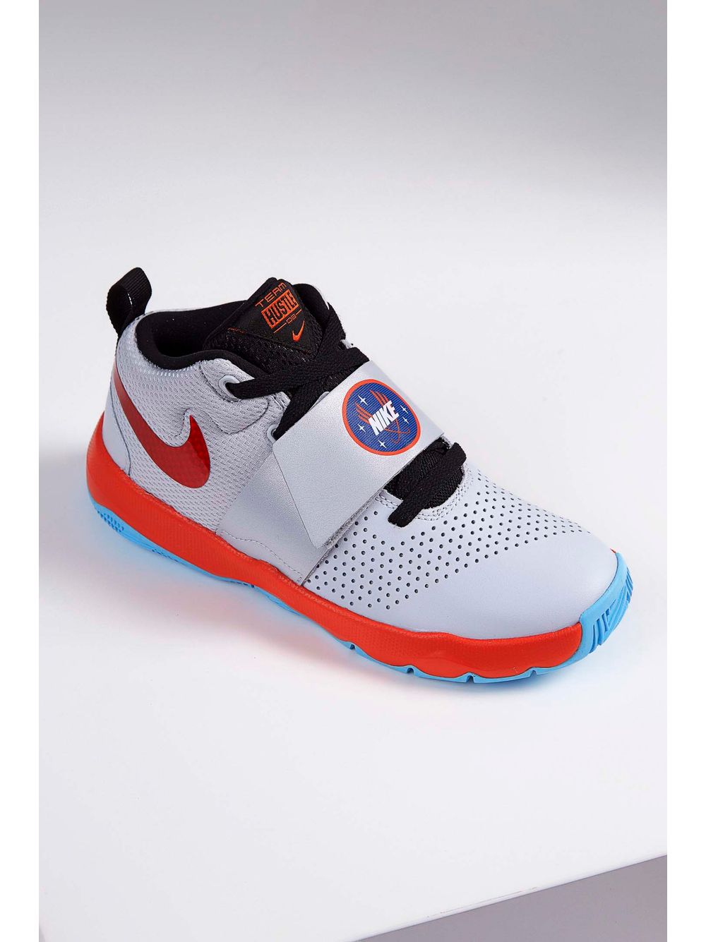 nike team hustle 43