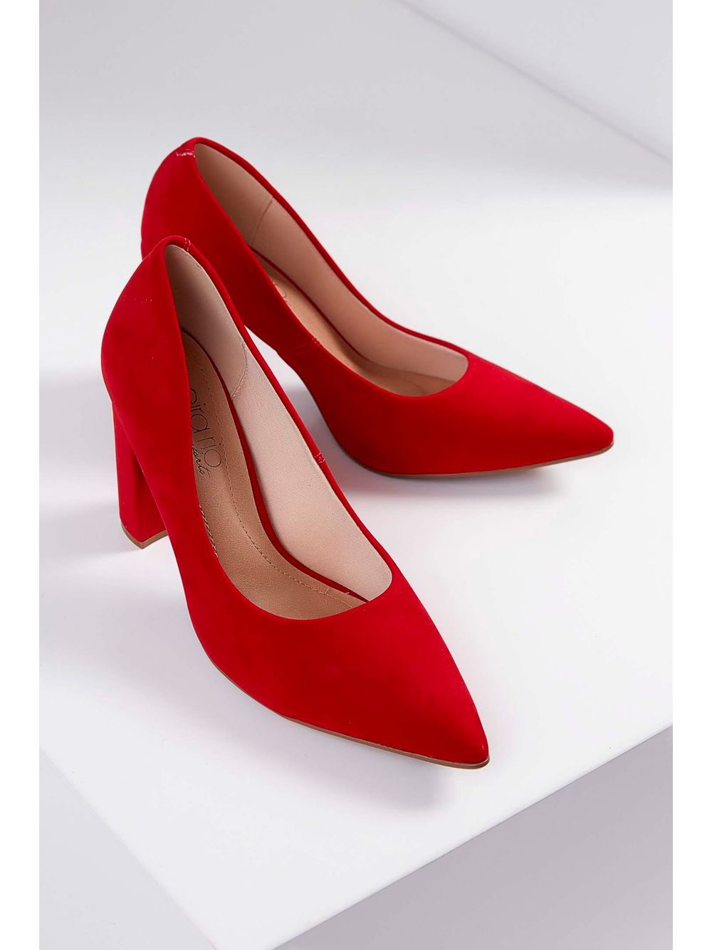 sapato scarpin vermelho salto grosso