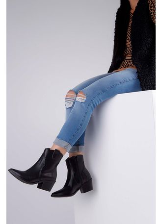 bota cano curto renata mello