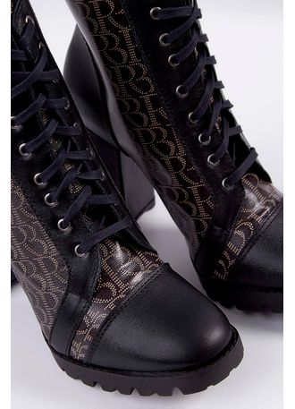 bota tratorada raphaella booz
