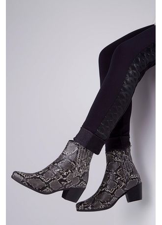bota country cobra
