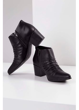 bota via uno salto baixo