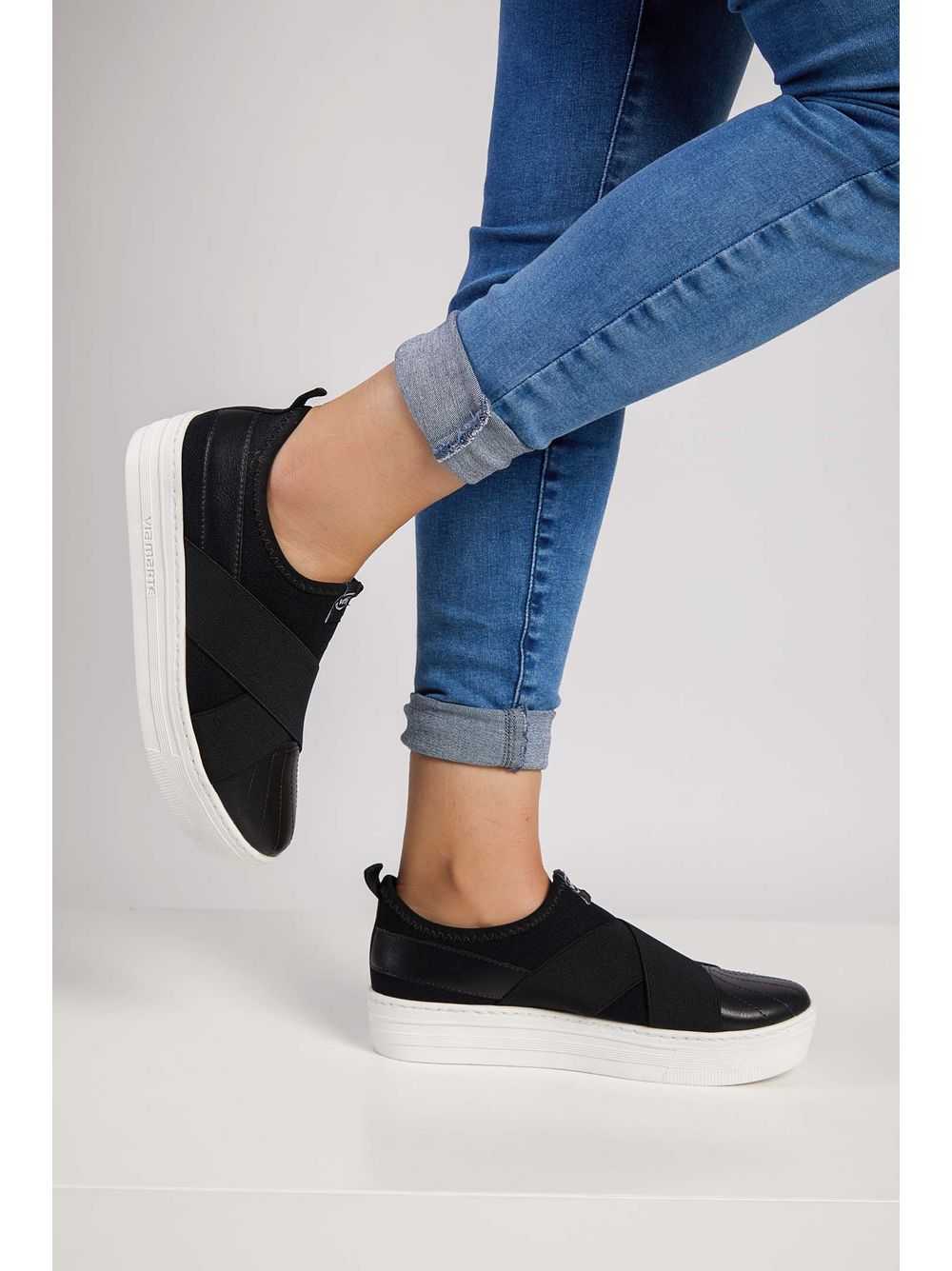 Tênis Casual Feminino Slip On Via Marte Preto - pittol tenis slip via marte preto