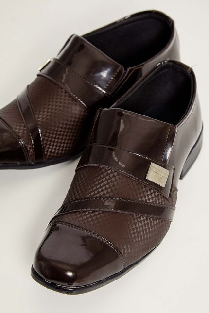 sapatos masculinos em oferta