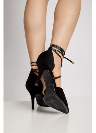 saltos scarpin preto