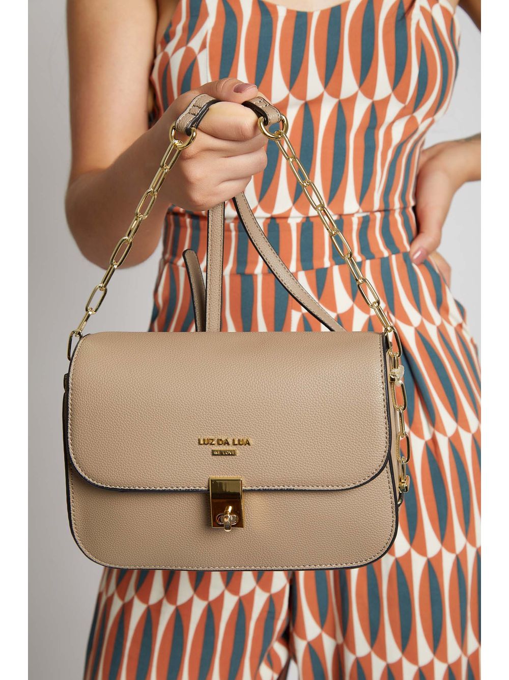 bolsa luz da lua bege