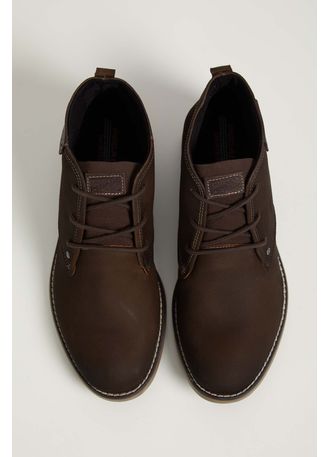 bota masculina pegada