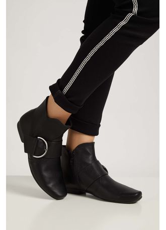 bota casual preta