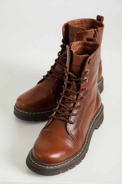 bota cravo e canela caramelo