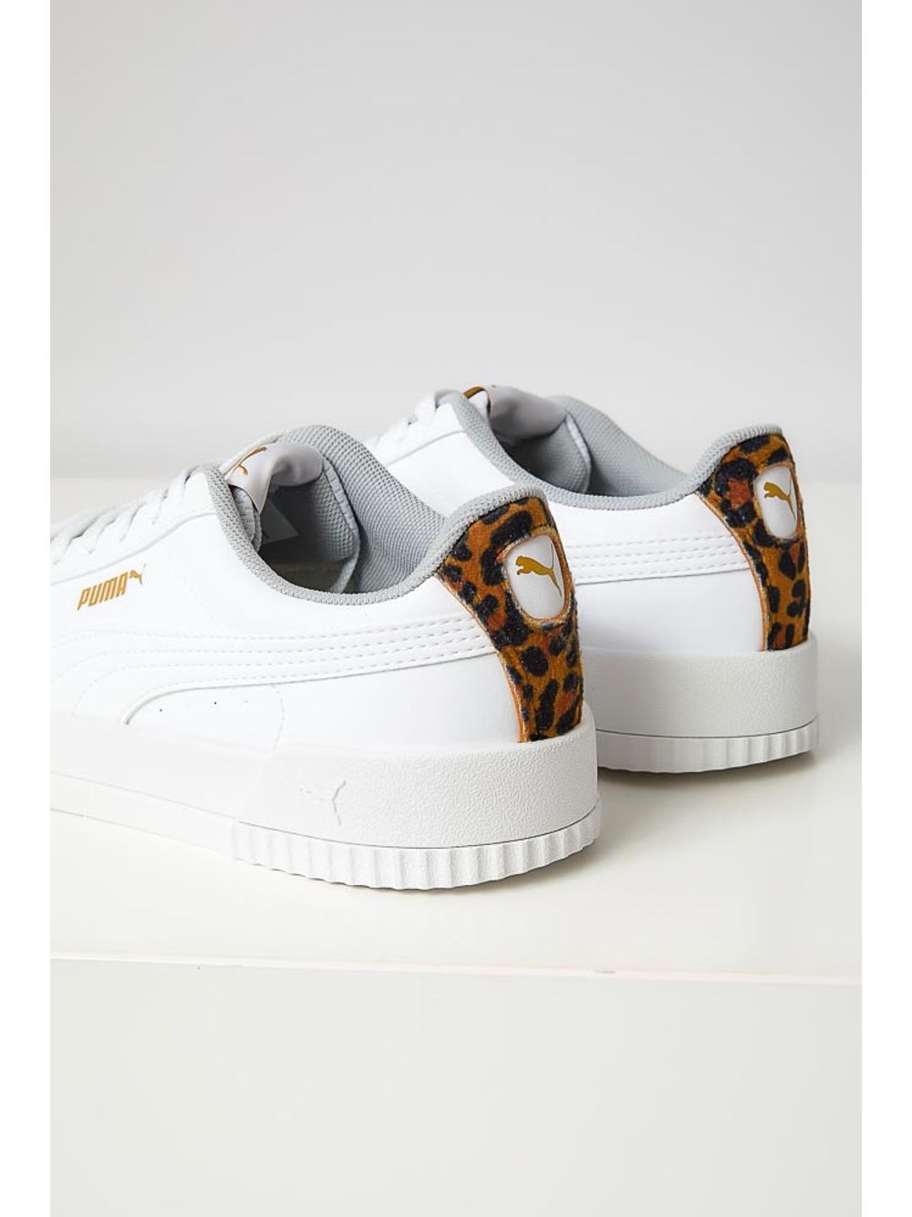 carina leo women's trainers