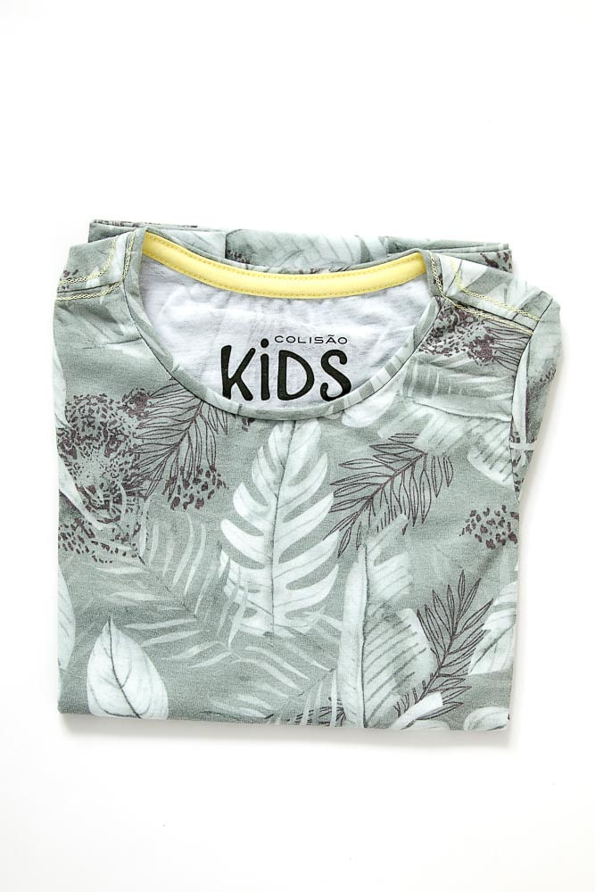 Camiseta-Manga-Curta-Infantil-Menino-Colisao-Floral-Branco