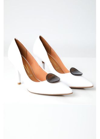 sapato scarpin branco vizzano