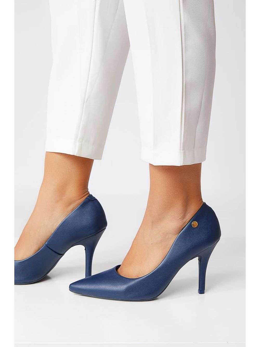 sapato azul da vizzano