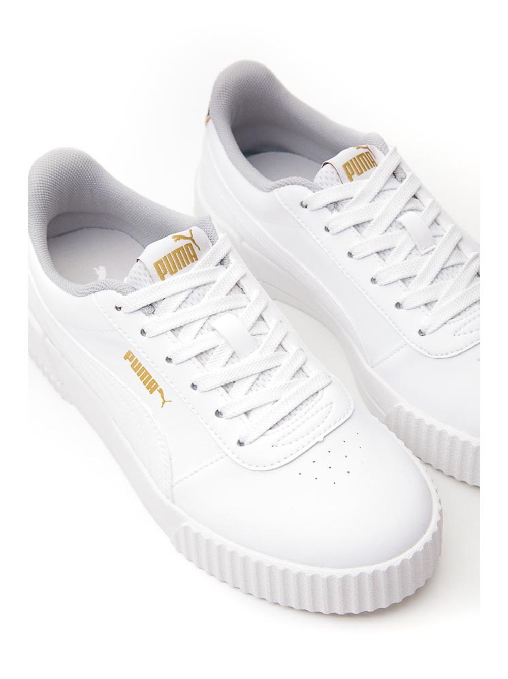 carina leo women's trainers