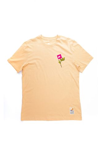 Camiseta-Sportswear-Flor-Masculina-Nike-Dq1029-268-Amarelo