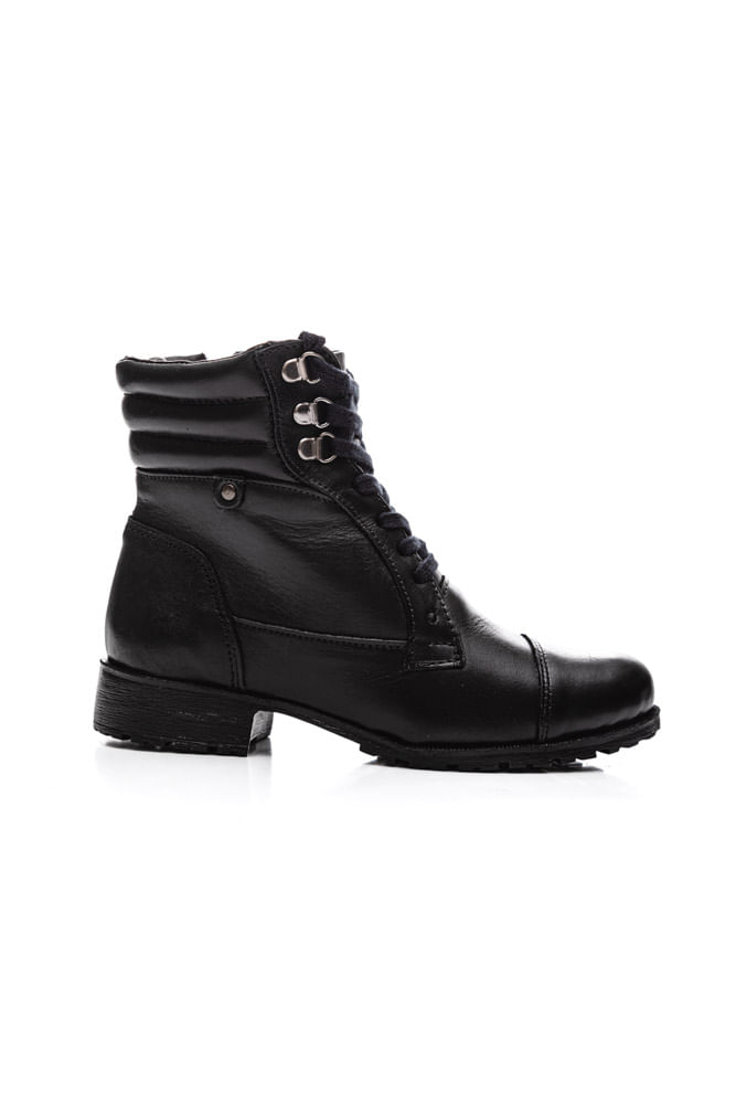 Bota-Zapattero-0807-Preto