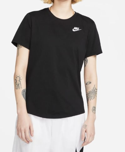 Camiseta-Nike-Sportswear-Feminina-Club-Essentials-Dx7902-010-Preto