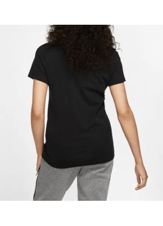 Camiseta-Casual-Feminina-Nike-Sportswear-Essential-Preto