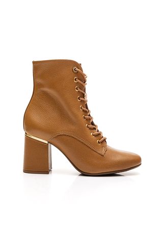 Bota-Via-Marte-Cano-Curto-Feminina-Couro-Firenze-057-001-02-Caramelo