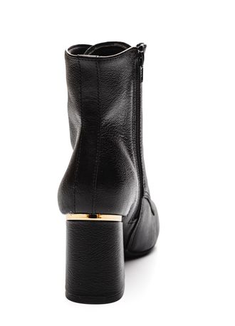 Bota-Via-Marte-Cano-Curto-Feminina-Couro-Firenze-057-001-02-Preto